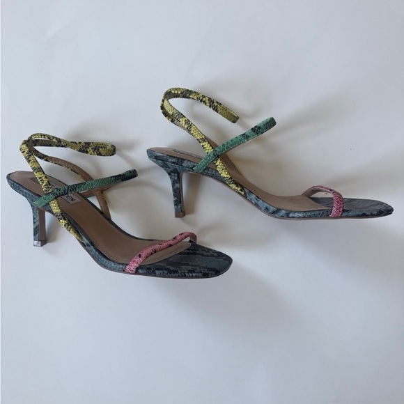 Steve Madden Multicolor Strappy Sandals - Picture 3 of 4